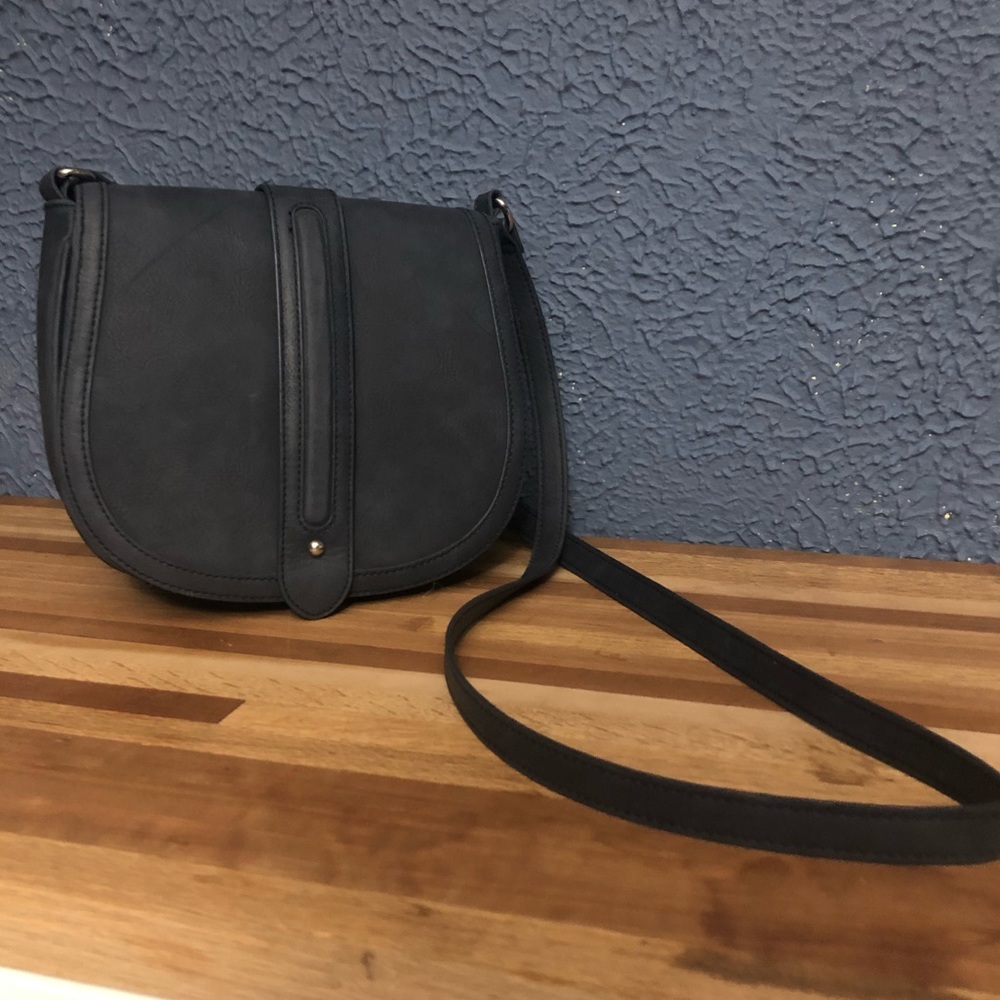EXPRESS Dark Navy Purse!
